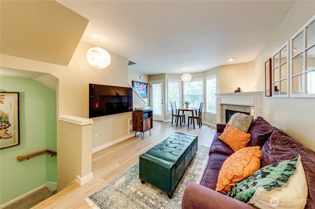 Property photo for 11720 Greenwood Avenue N #a, Seattle photo 5