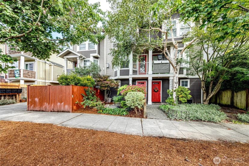 Property photo for 11720 Greenwood Avenue N #a, Seattle photo 31
