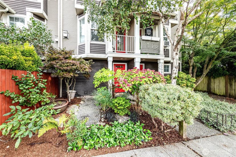 Property photo for 11720 Greenwood Avenue N #a, Seattle photo 33