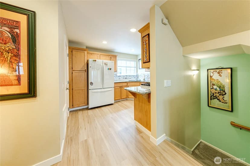 Property photo for 11720 Greenwood Avenue N #a, Seattle photo 11