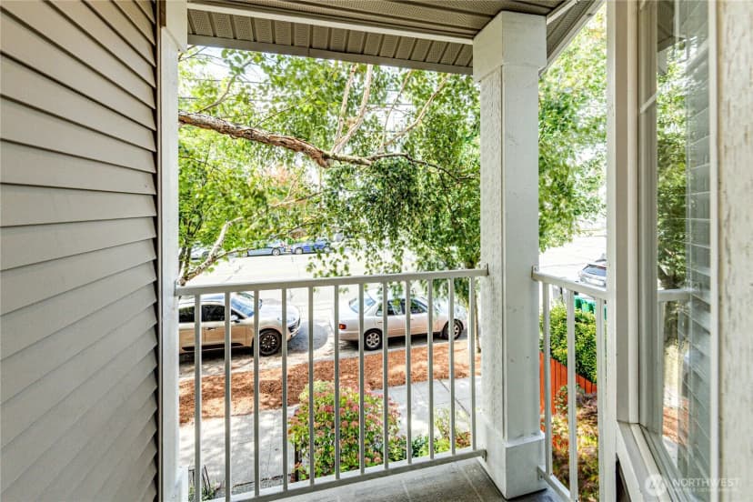 Property photo for 11720 Greenwood Avenue N #a, Seattle photo 10
