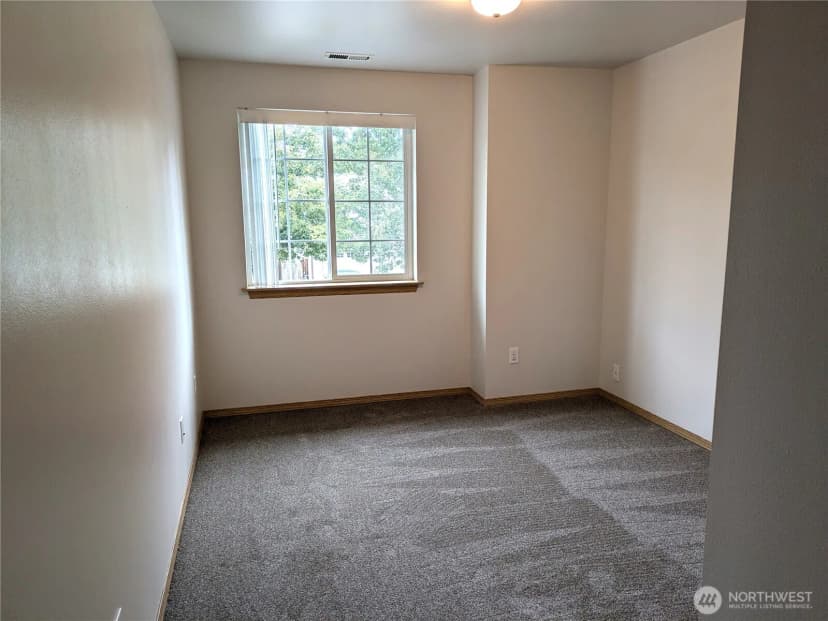 Property photo for 4926 104th Place Ne, Marysville photo 19