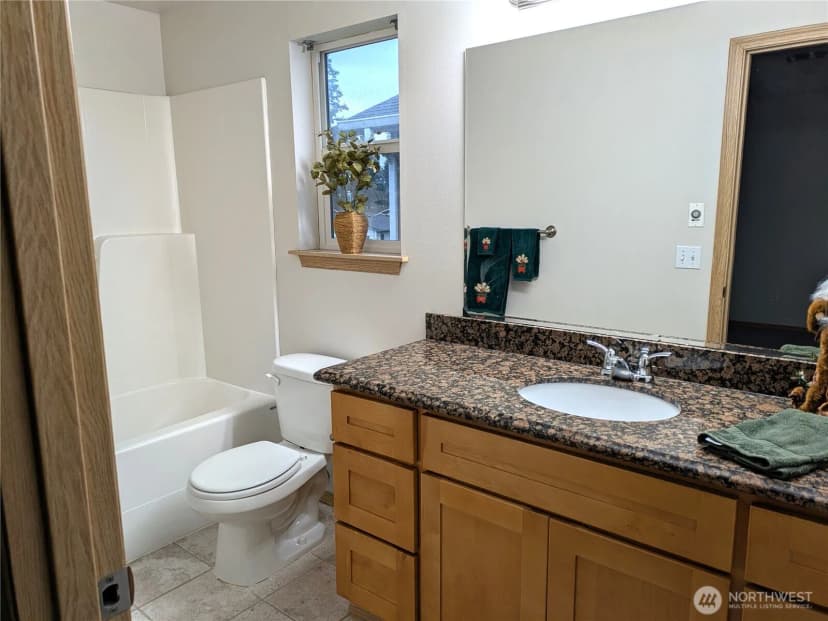 Property photo for 4926 104th Place Ne, Marysville photo 18
