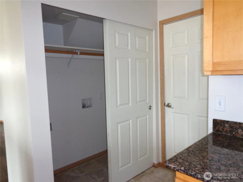 Property photo for 4926 104th Place Ne, Marysville photo 23