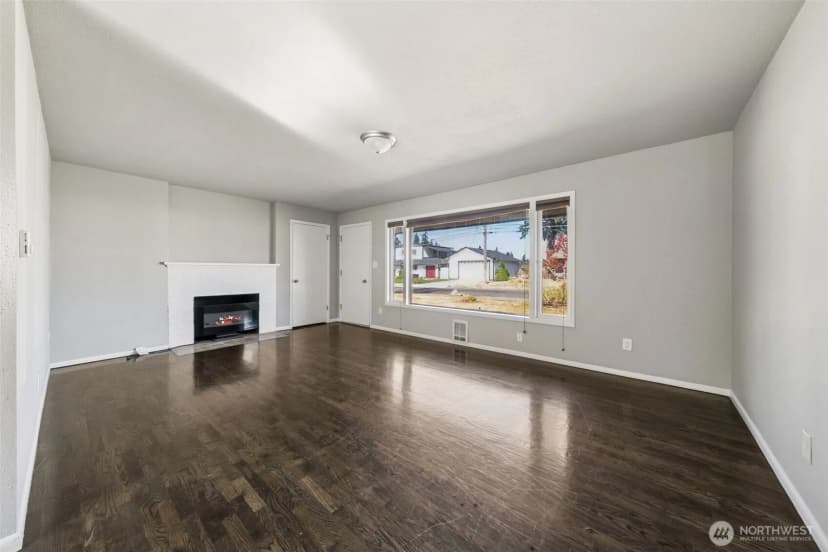 Property photo for 1510 Violet Meadow Street S, Tacoma photo 3