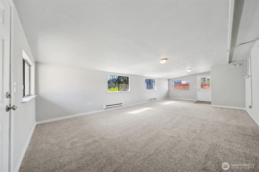 Property photo for 1510 Violet Meadow Street S, Tacoma photo 14