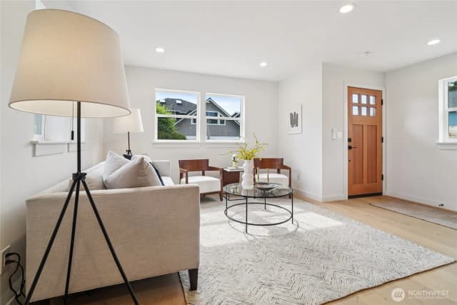 Property photo for 8227 Latona Avenue Ne, Seattle photo 3