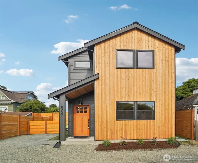 Property photo for 8227 Latona Avenue Ne, Seattle photo 23