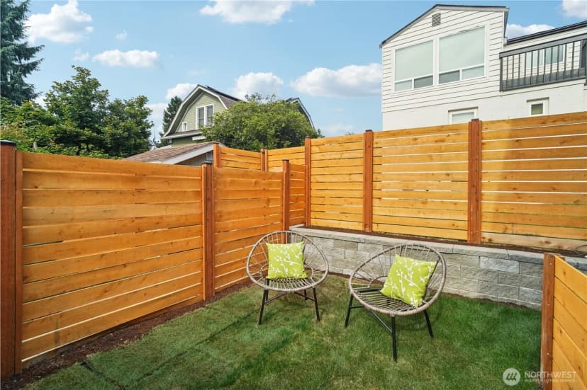 Property photo for 8227 Latona Avenue Ne, Seattle photo 21