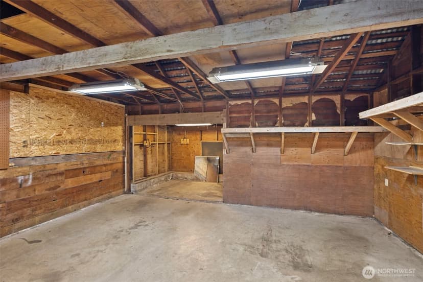 Property photo for 5904 Commercial Avenue, Everett photo 30