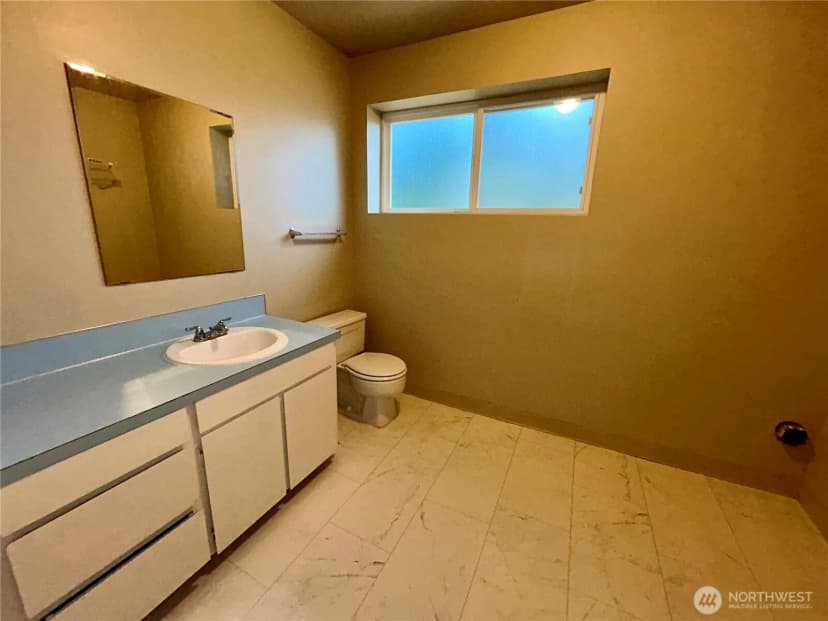 Property photo for 202 Vashon Avenue Se, Renton photo 25