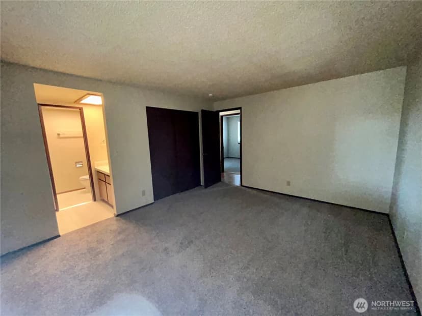Property photo for 202 Vashon Avenue Se, Renton photo 18