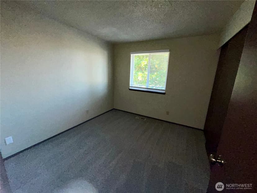 Property photo for 202 Vashon Avenue Se, Renton photo 13