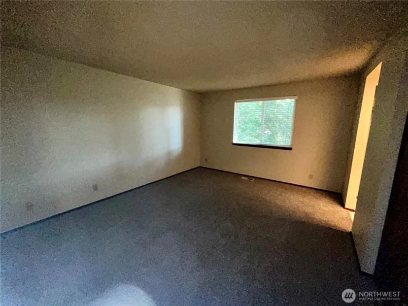 Property photo for 202 Vashon Avenue Se, Renton photo 16