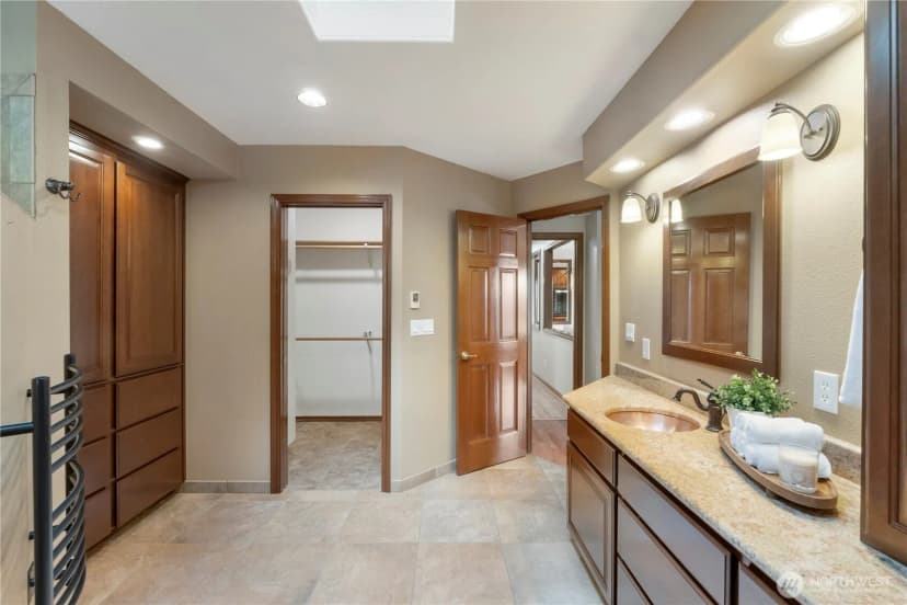 Property photo for 11618 Jennifer Court E, Puyallup photo 23