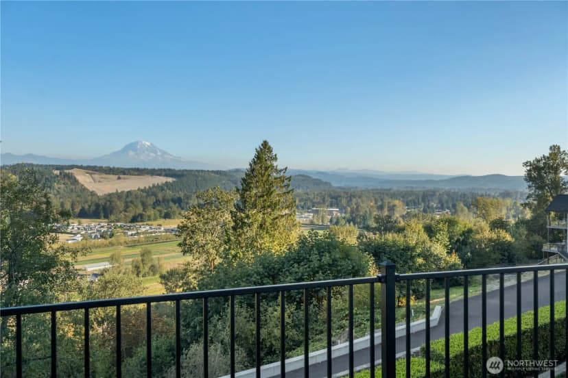 Property photo for 11618 Jennifer Court E, Puyallup photo 40