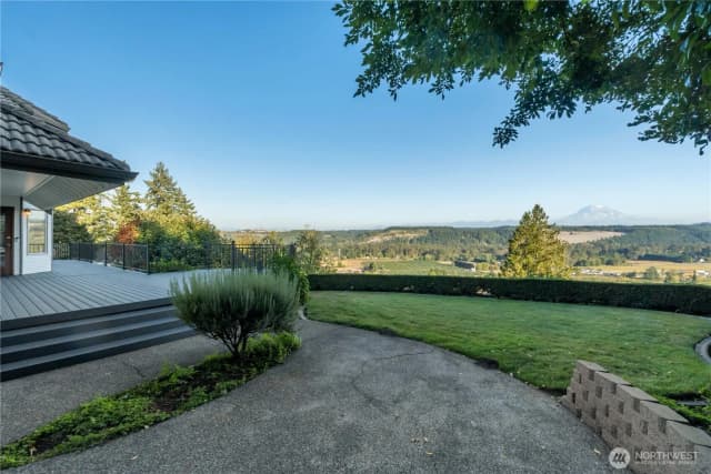 Property photo for 11618 Jennifer Court E, Puyallup photo 2