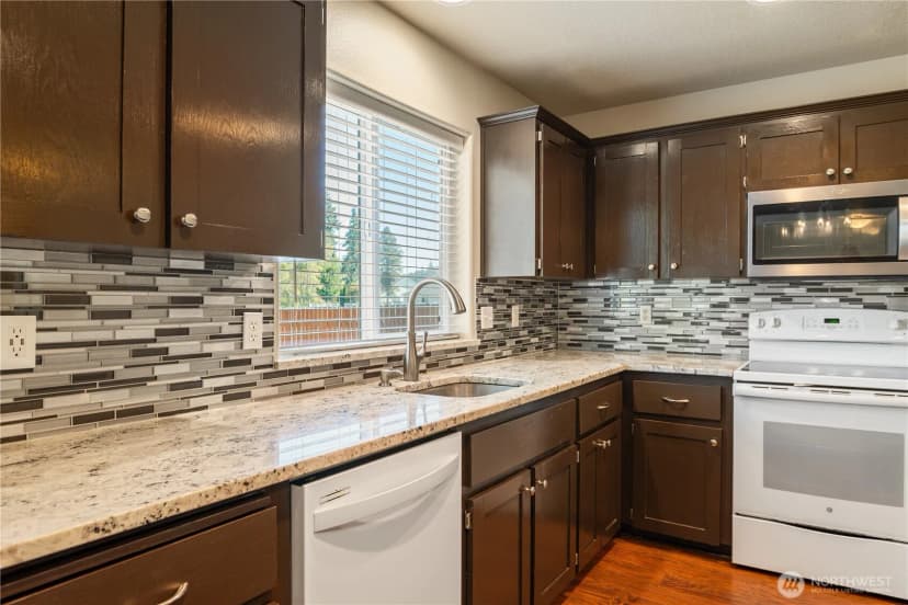 Property photo for 1842 Island Drive, Longview photo 12
