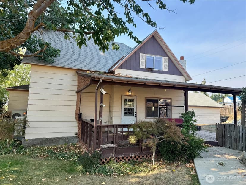Property photo for 405 Nw Dellah Avenue, Wilbur