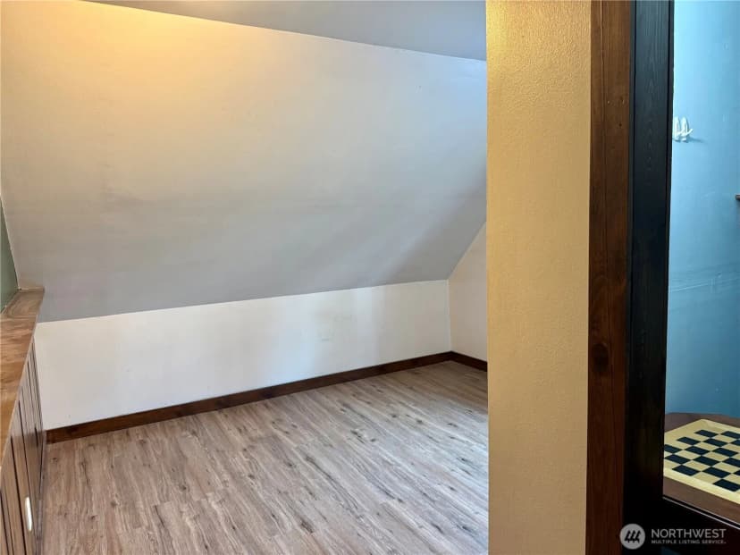 Property photo for 405 Nw Dellah Avenue, Wilbur photo 34