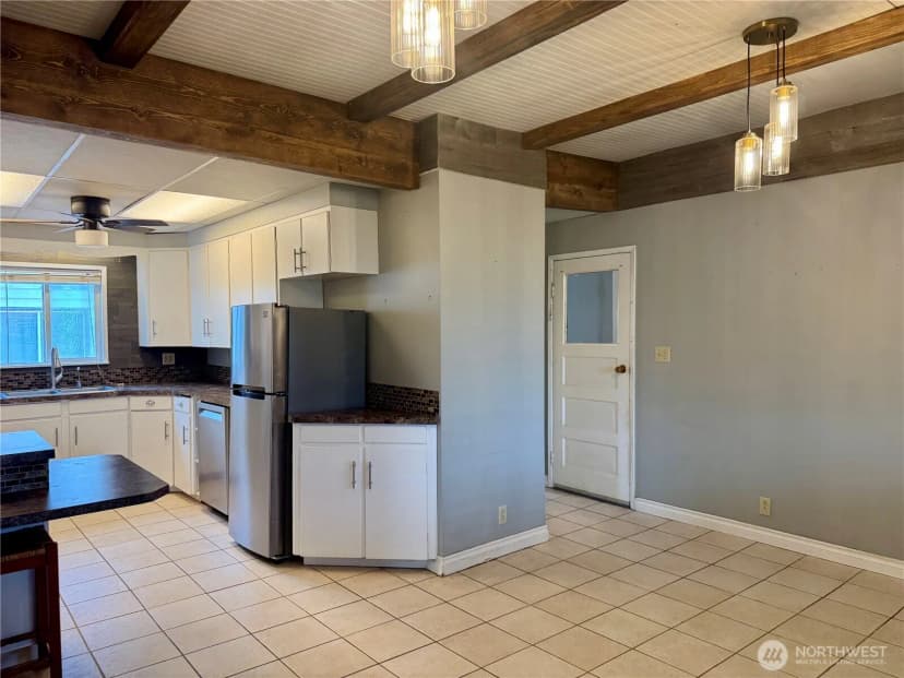 Property photo for 405 Nw Dellah Avenue, Wilbur photo 20