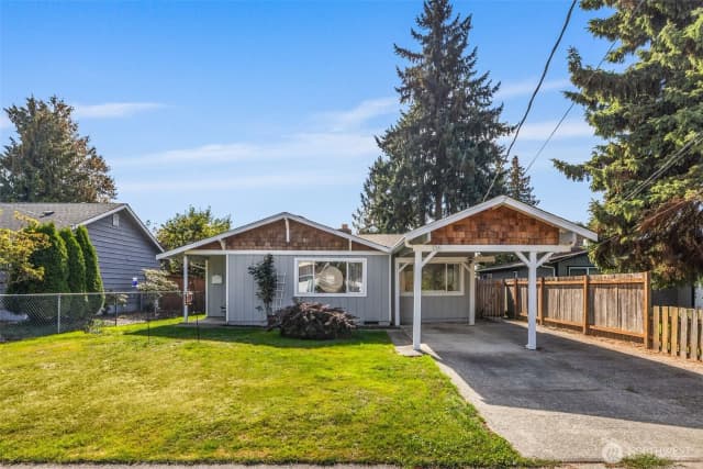 Property photo for 116 E 67th Street, Tacoma