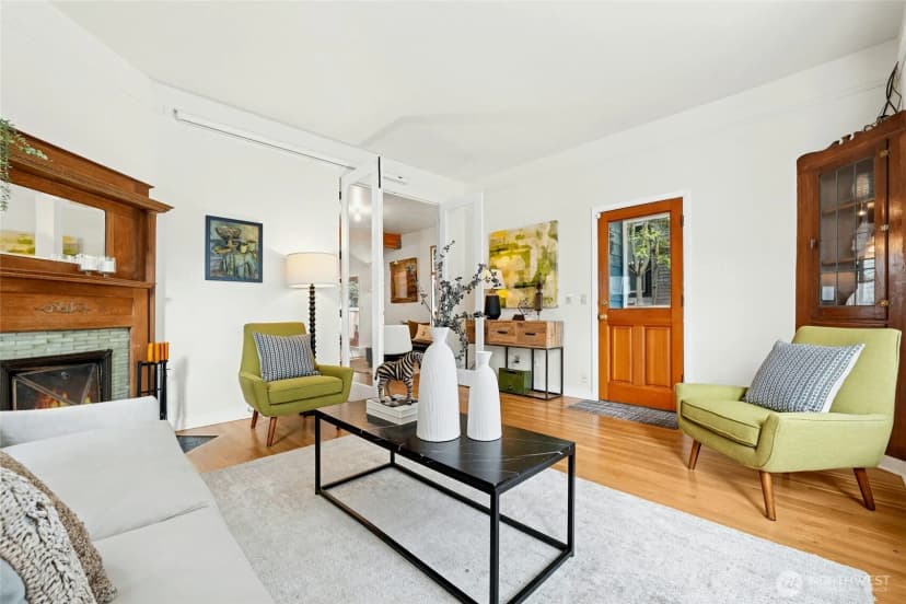 Property photo for 521 20th Avenue E, Seattle photo 6