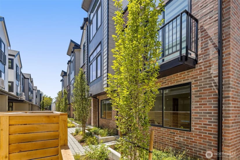 Property photo for 8333 B 12th Avenue Nw, Seattle photo 26