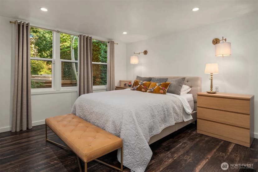 Property photo for 617 33rd Avenue E, Seattle photo 12