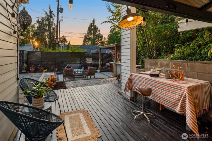 Property photo for 617 33rd Avenue E, Seattle photo 24