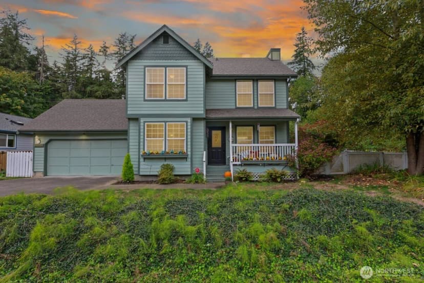 Property photo for 2202 Sophie Way Ne, Olympia