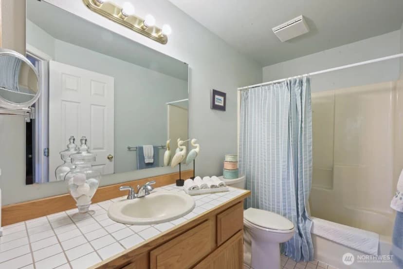 Property photo for 2202 Sophie Way Ne, Olympia photo 19