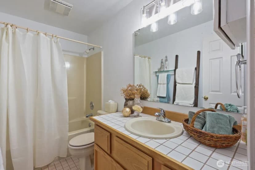 Property photo for 2202 Sophie Way Ne, Olympia photo 22