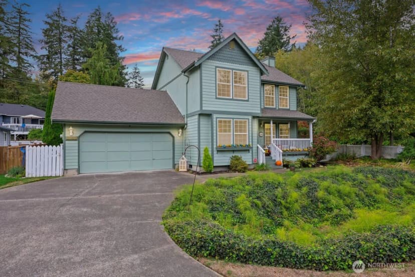 Property photo for 2202 Sophie Way Ne, Olympia photo 2
