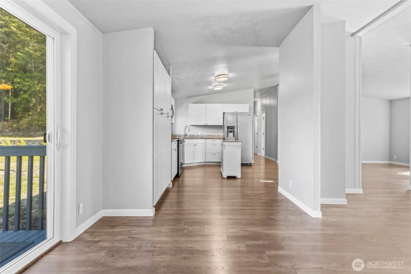Property photo for 6915 Stringtown Road E, Eatonville photo 6