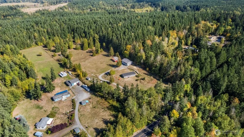 Property photo for 6915 Stringtown Road E, Eatonville photo 39