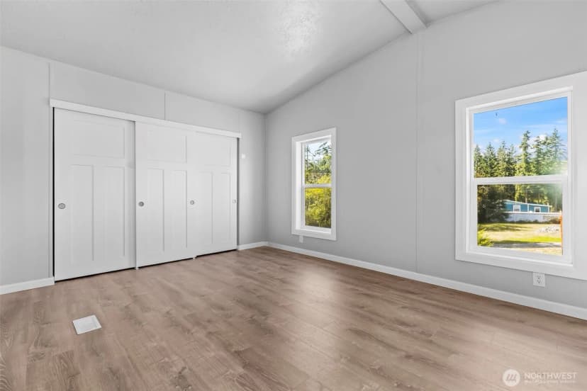 Property photo for 6915 Stringtown Road E, Eatonville photo 13