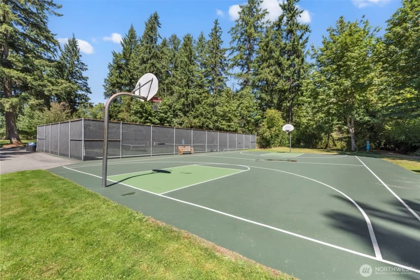Property photo for 3401 161st Place Se #63, Bellevue photo 38