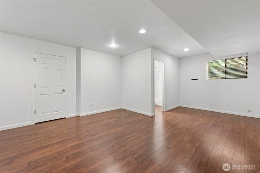 Property photo for 3401 161st Place Se #63, Bellevue photo 28