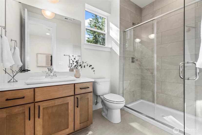 Property photo for 21425 116th Place Se, Kent photo 16