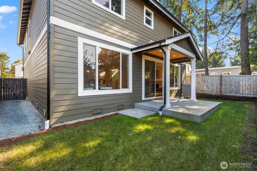 Property photo for 21425 116th Place Se, Kent photo 32