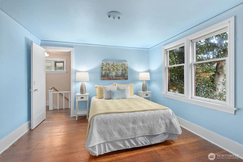 Property photo for 6063 6th Avenue Ne, Seattle photo 17