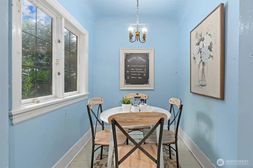 Property photo for 6063 6th Avenue Ne, Seattle photo 11