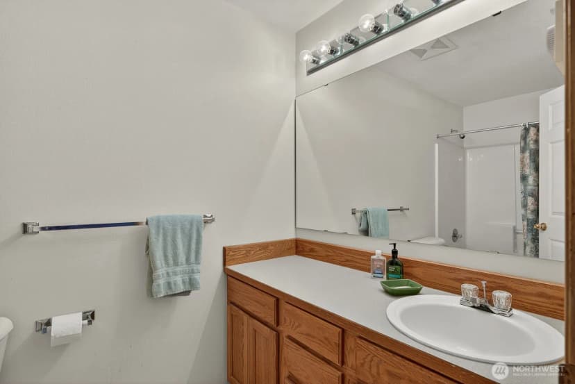 Property photo for 915 Presidio Place, Sedro Woolley photo 17