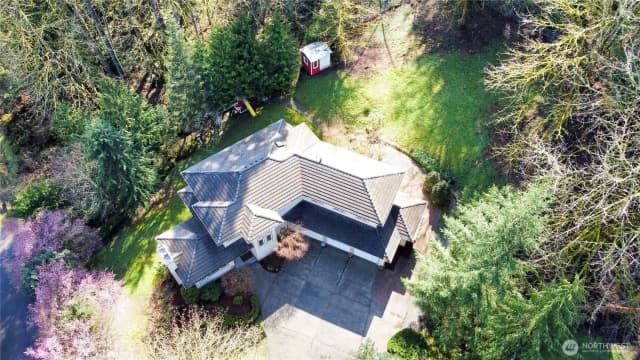 Property photo for 17955 Se 60th Street, Bellevue photo 2