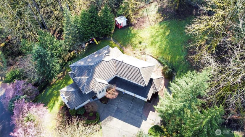 Property photo for 17955 Se 60th Street, Bellevue photo 2