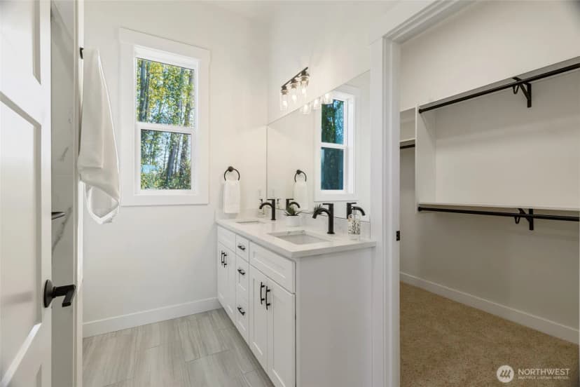 Property photo for 1354 Huntley Road, Bellingham photo 18