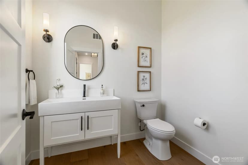 Property photo for 1354 Huntley Road, Bellingham photo 7