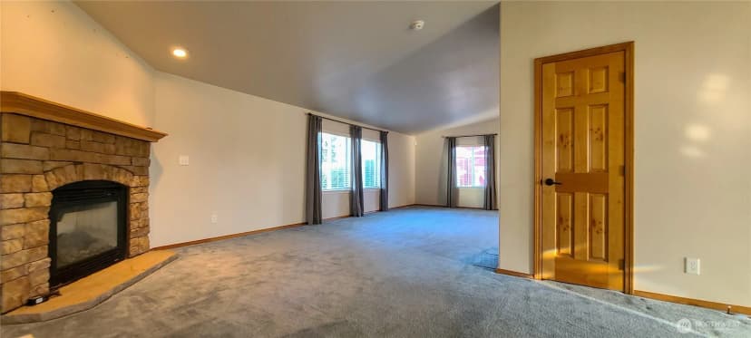Property photo for 133 Jalyn Street, Centralia photo 17