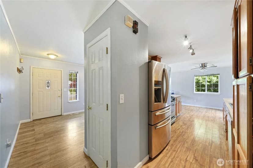 Property photo for 4844 Oakridge Drive, Blaine photo 14